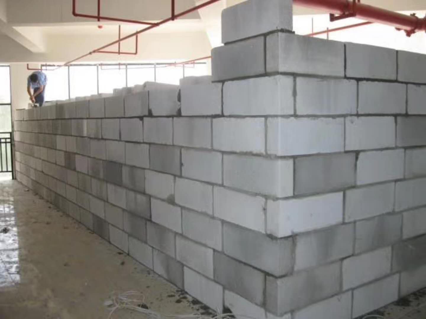 永清蒸压加气混凝土砌块承重墙静力和抗震性能的研究